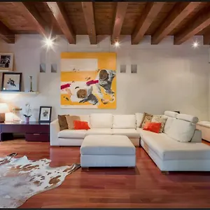 Porta Vittoria Apartamento